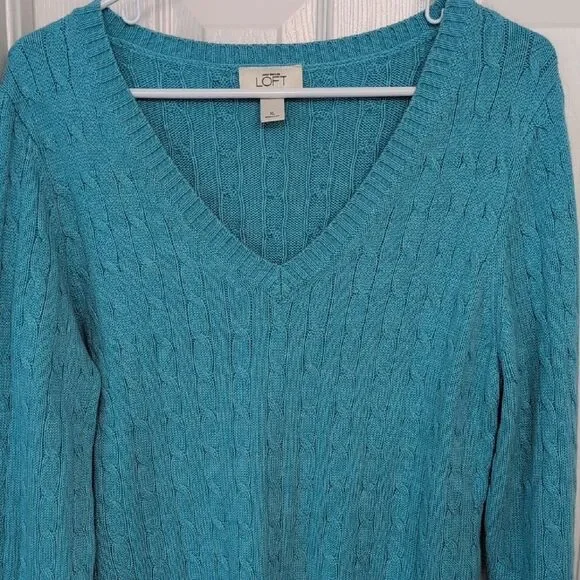 LOFT Women's Turquoise V-Neck Sweater - Picture 7 of 8